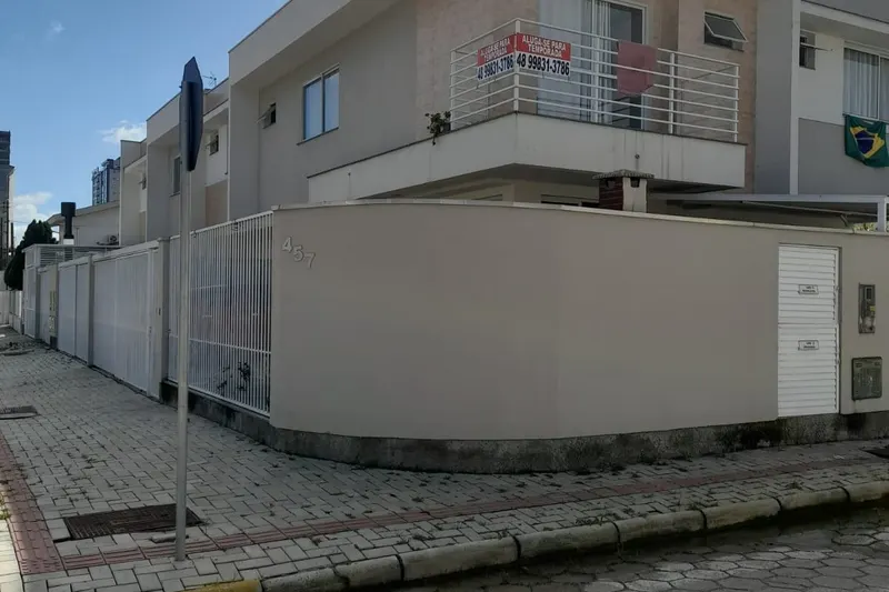 Casa 2 Quartos – Balneário Perequê/Porto Belo